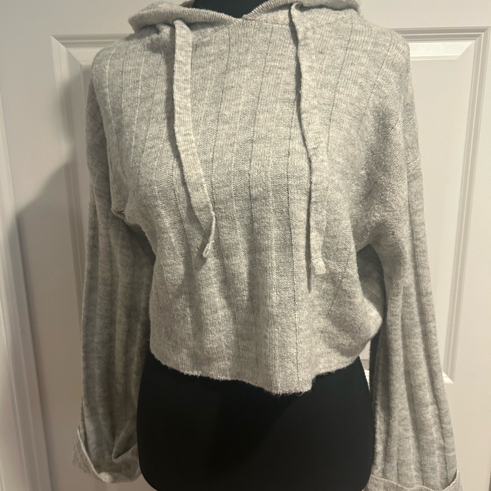 Gray Cropped Hoodie